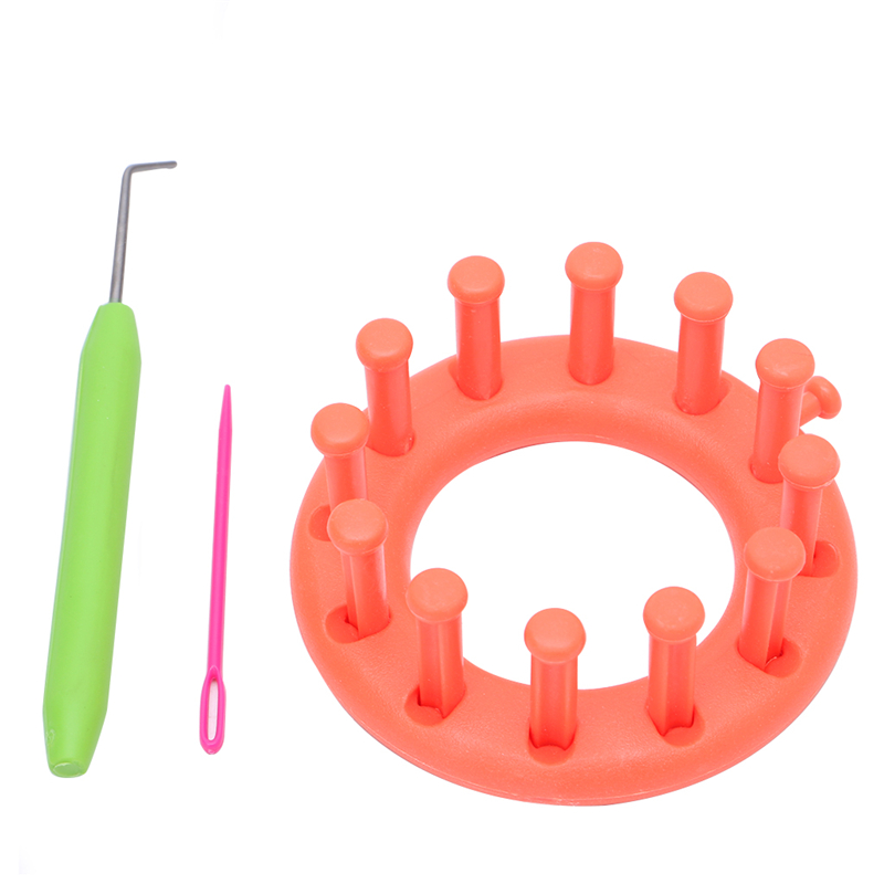 Pom Pom Maker Tool - Circular Knitter Knitting Loom Needle Hook