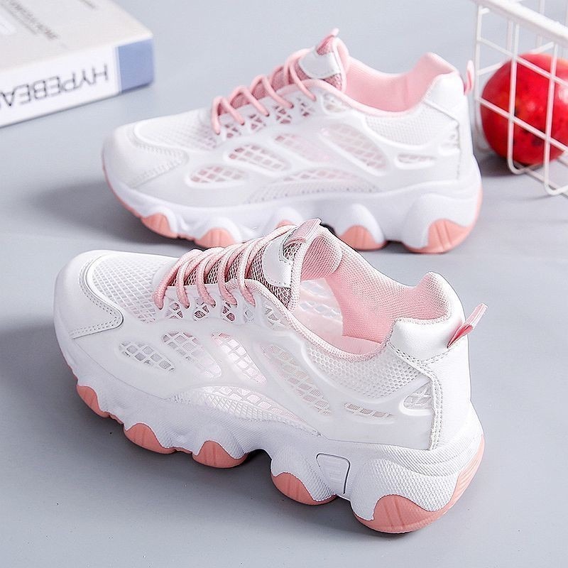 Breathable Mesh Chunky Sneaker – Guipure Lace Panel recenzja i cena