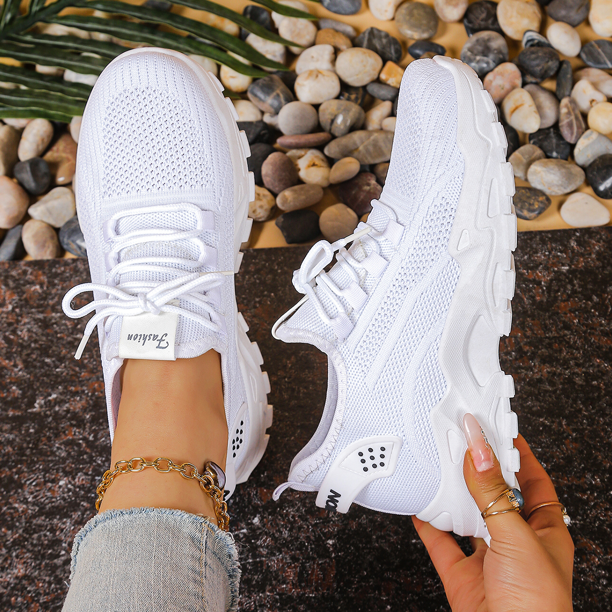 Women's sports shoes 2026，Brea – Guipure Lace Panel recenzja i cena
