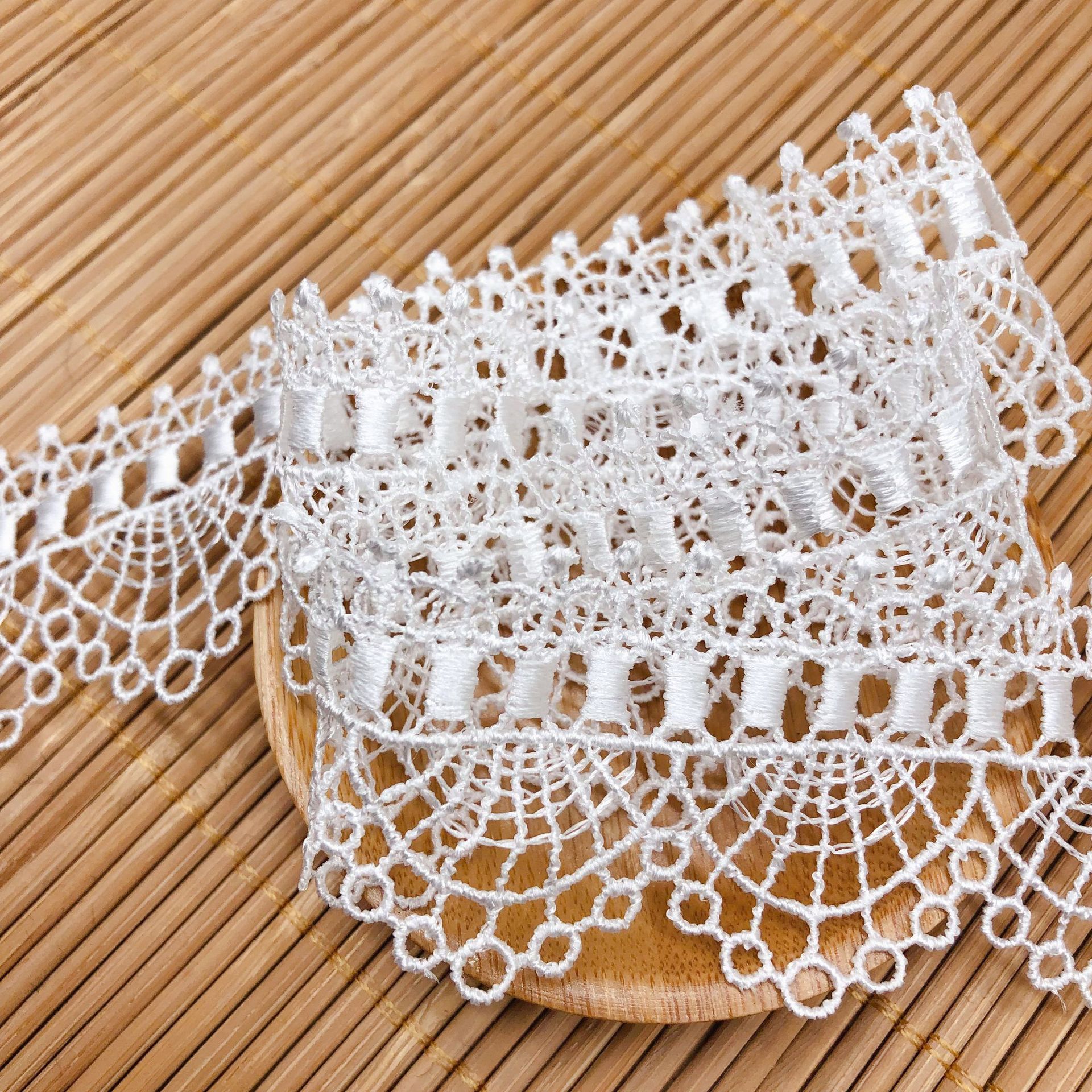 Hollow Embroidery Clavicle Cha – Lace Ribbon Trim recenzja i cena